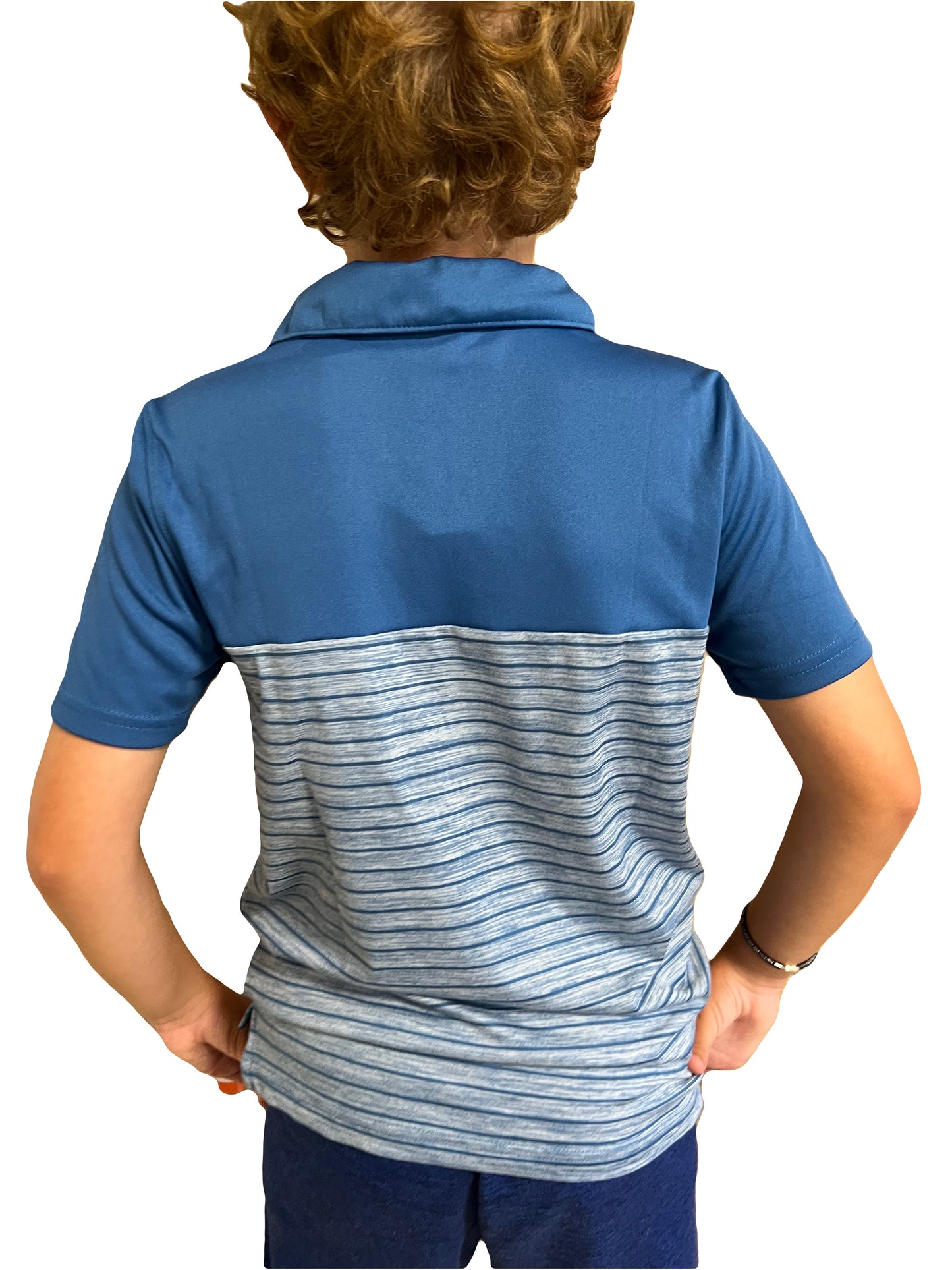Camisa deportiva con cuello y botones de rayas