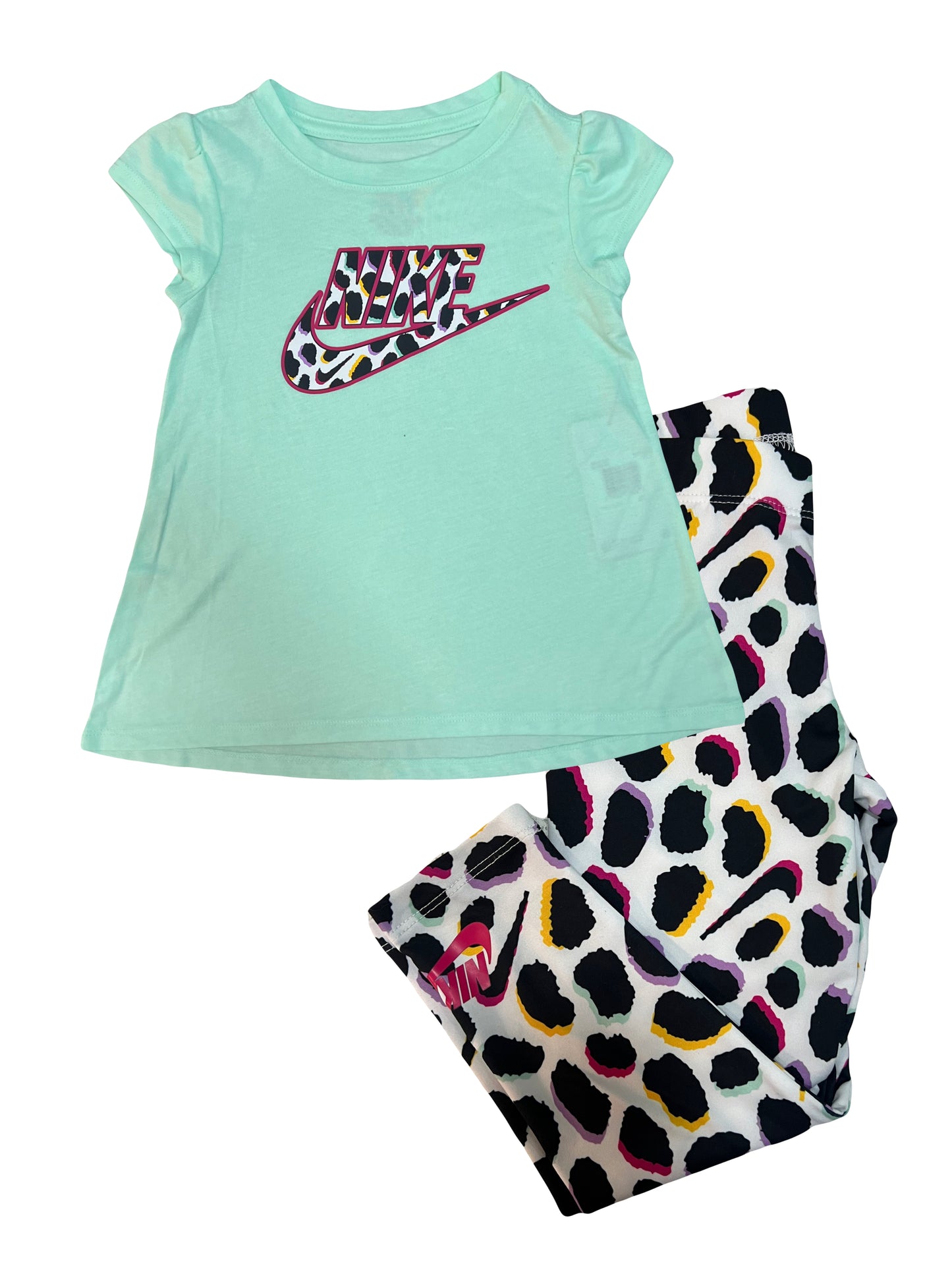 Conjunto Nike de franela turquesa y leggin con estampado