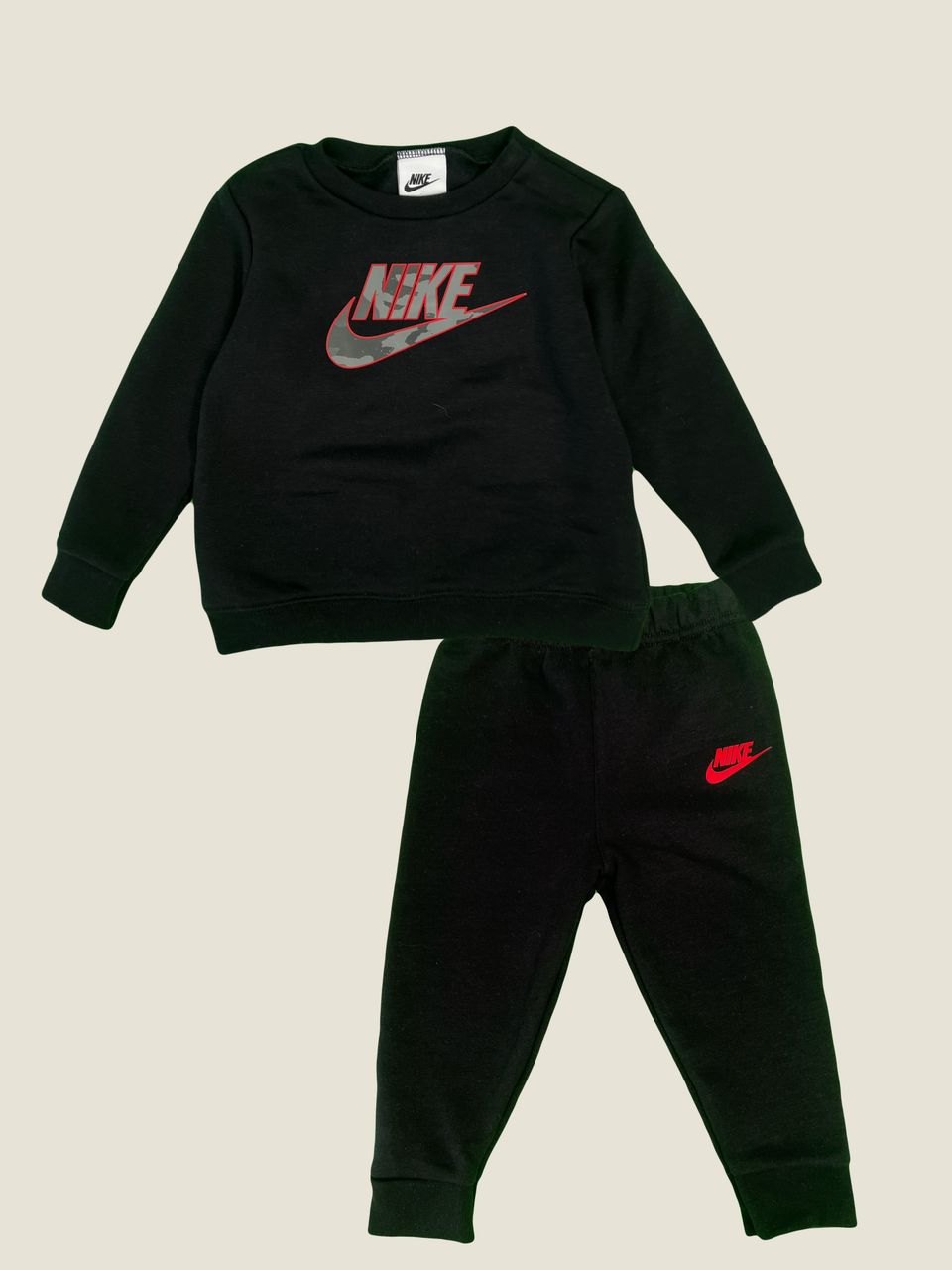 Conjunto deportivo Nike